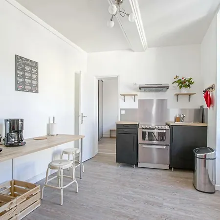 Daire Luckey Homes - Rue Larcher Bayeux