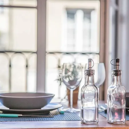Daire Luckey Homes - Rue Larcher *